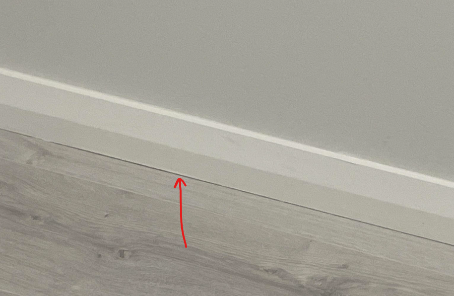 Skirting and Floorboard space