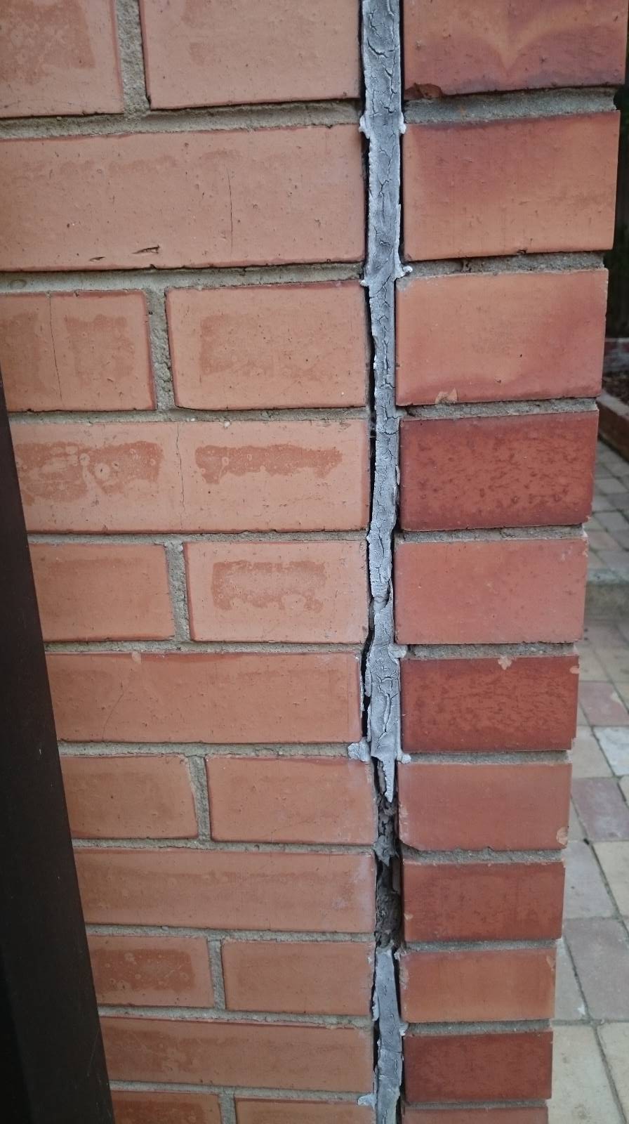 Expansion Joint in Brickwork - Replacing the Old Filler
