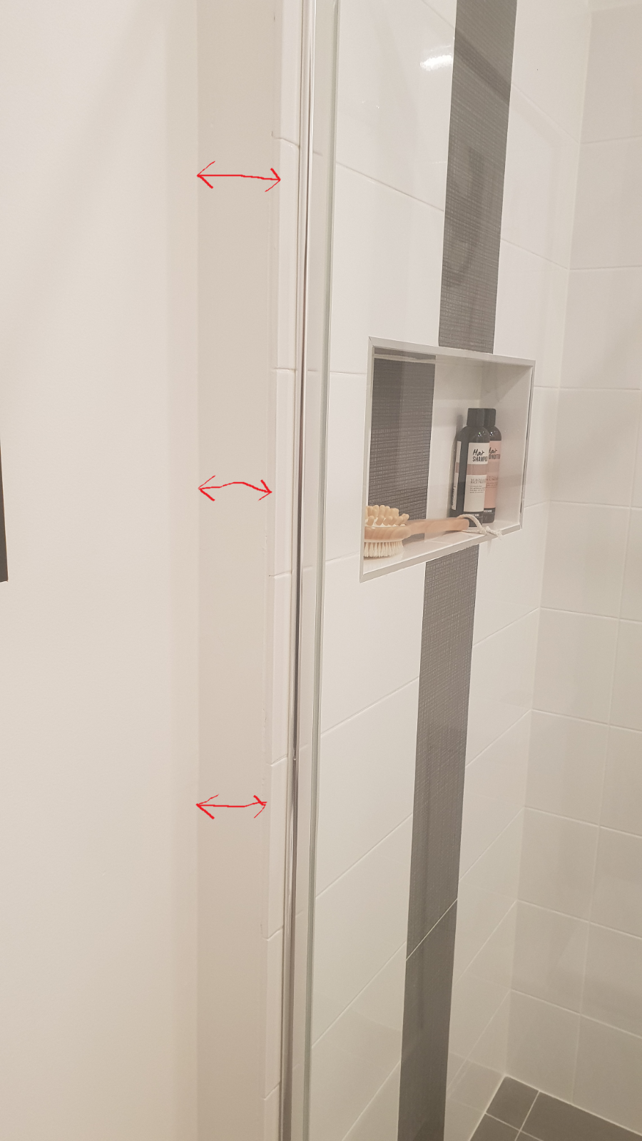 Recessed shower niche